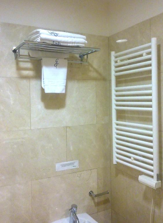 Hotel Garelos Бетанзос Екстериор снимка