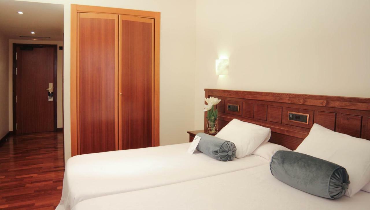 Hotel Garelos Бетанзос Екстериор снимка